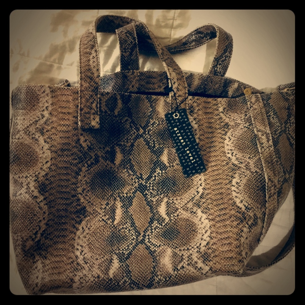 Street level skin bag